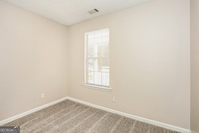 Building Photo - 1374 N Hampton Dr