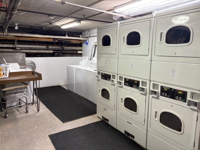 Building Photo - 1945 Commonwealth Ave