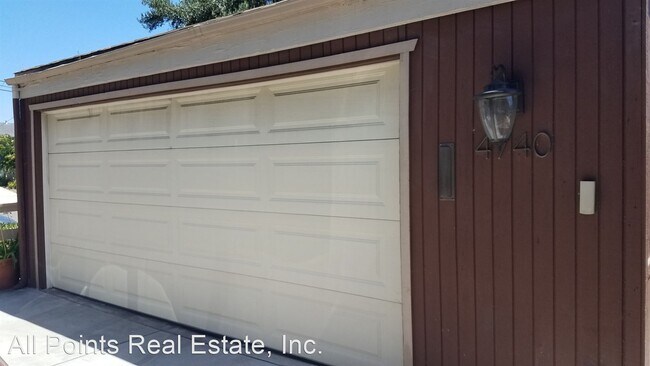 Building Photo - 2 br, 2.5 bath House - 4740 ARIZONA STREET #3