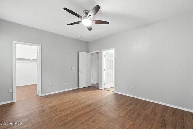 Building Photo - 7062 W Palmaire Ave