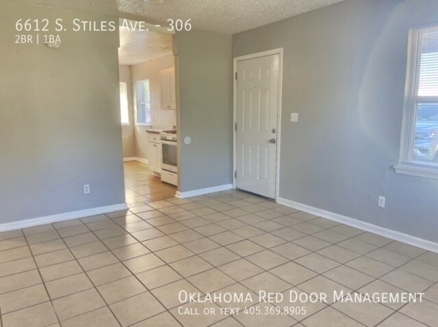Building Photo - 6612 S Stiles Ave