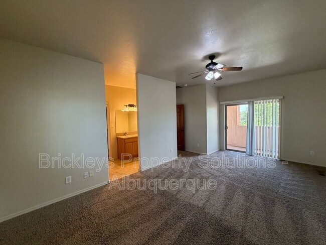 Building Photo - 605 Benicia Ln