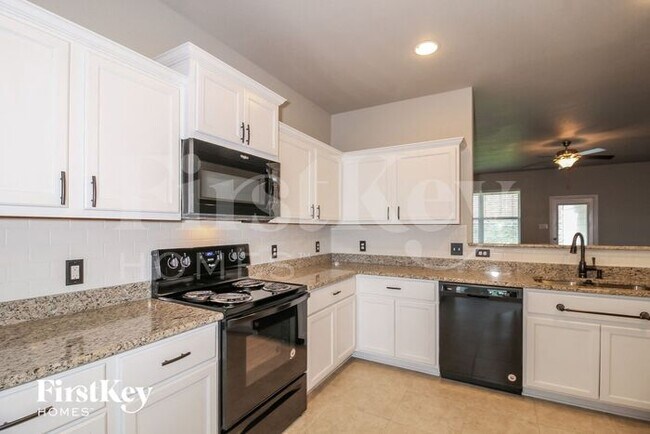 Building Photo - 4612 Conley Ln