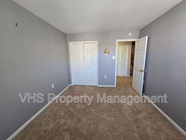 Building Photo - 11176 Stagestone Way
