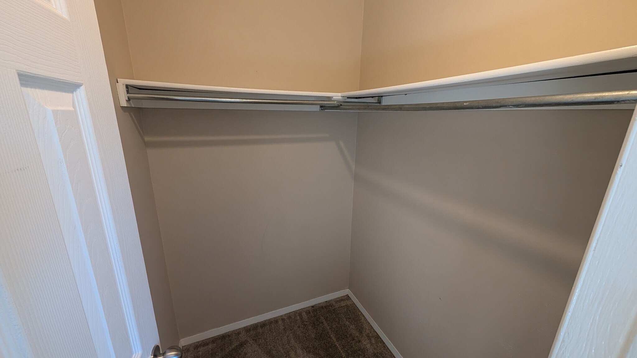 Walk-in Closet #2 - 6690 Pahokee Ct