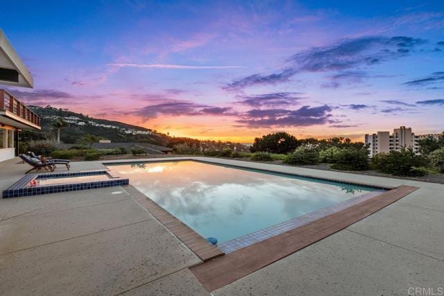 Building Photo - 2614 Costebelle Dr