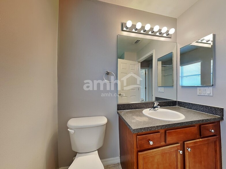 Building Photo - 33347 Irongate Dr