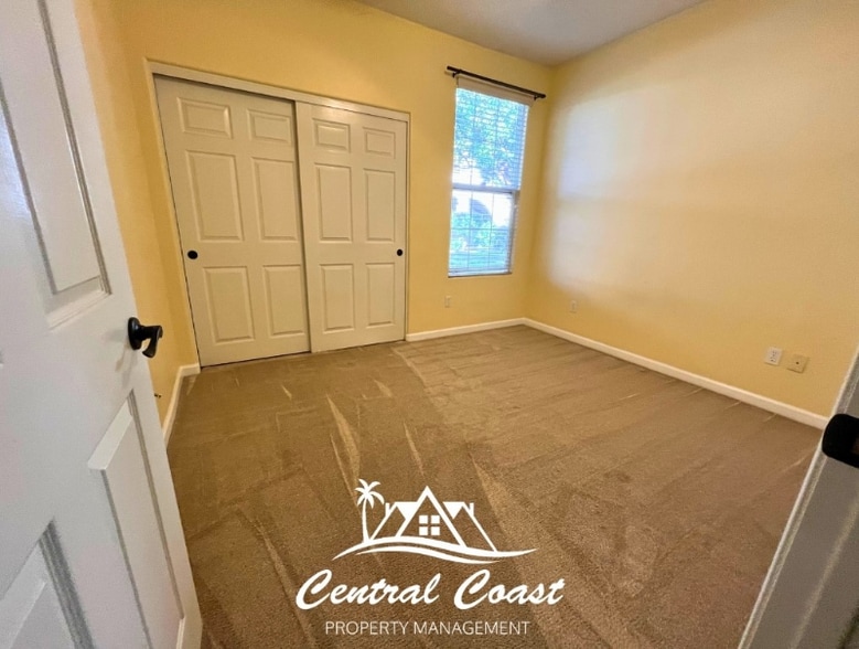 Building Photo - 0 Sunrise Dr