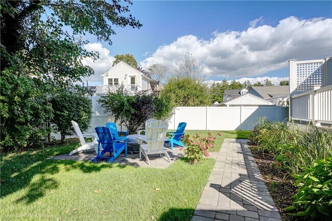 Building Photo - 18 Sylvan Ter