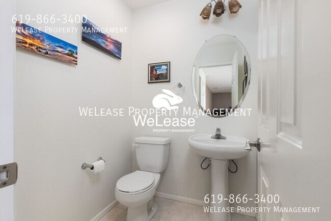 Building Photo - 42028 Pine Needle St