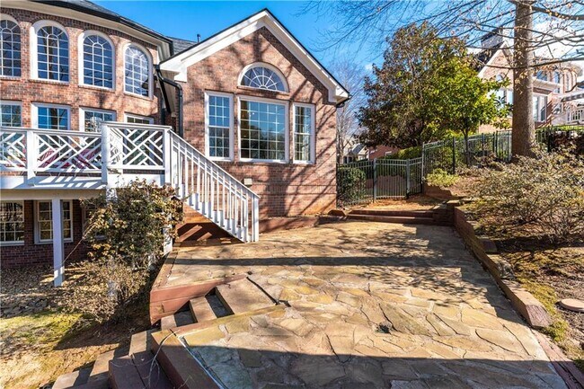 Building Photo - 179 Grandmar Chase