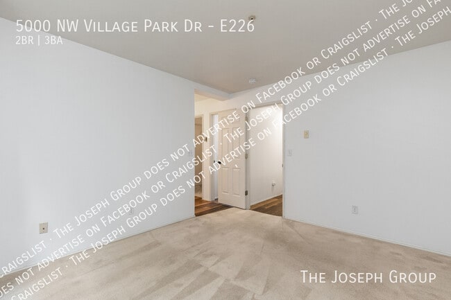 Building Photo - 5000 NW Village Park Dr