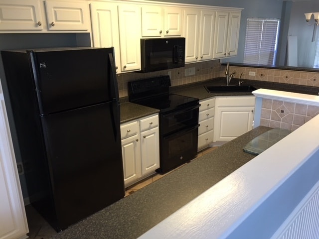 Building Photo - Lovely 3 Bedroom Townhome!