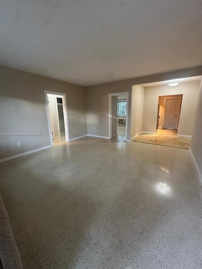 Building Photo - 780 82nd St