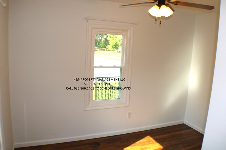 Building Photo - 404 Tecumseh St