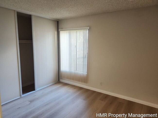 Building Photo - 2 Bed / 2 Bath Condo Near Claremont Village