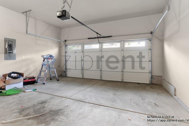 Building Photo - 13003 31st Ave W