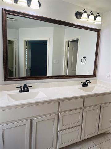 Building Photo - 816 Cypress Hill Dr