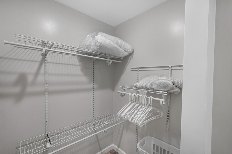 Building Photo - 3409 McGavock Pike