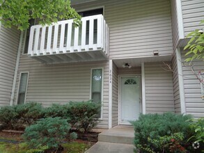Building Photo - Heather Hills-Townhouse For Rent