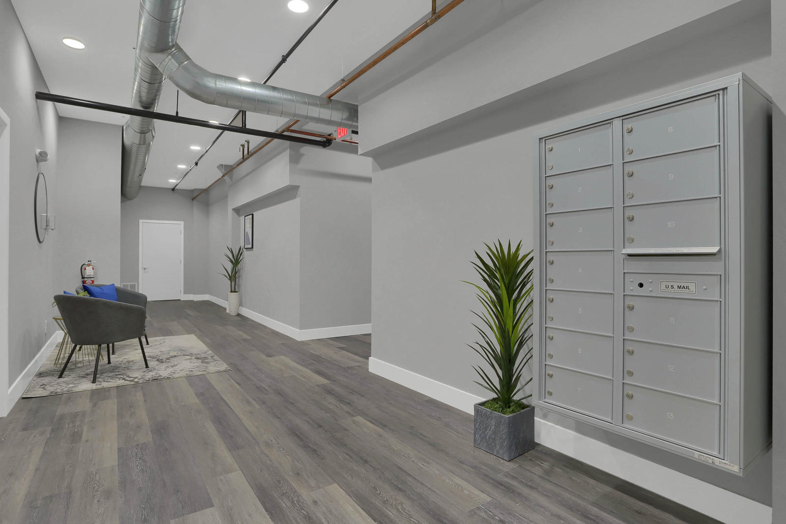Building Photo - 4716 Macklind Ave