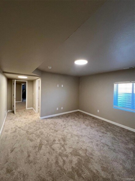 Building Photo - 3987 Wyedale Wy