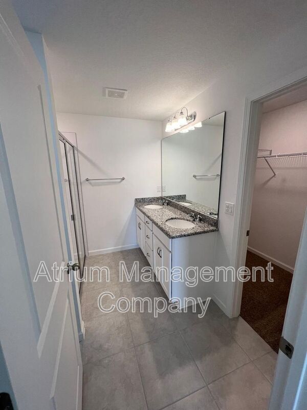 Building Photo - 3707 Eisel Wy