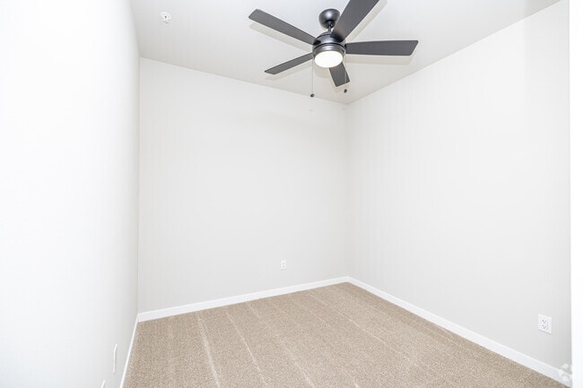 Studio, 1BA - 543SF - Bedroom - 1211 Riesch Road