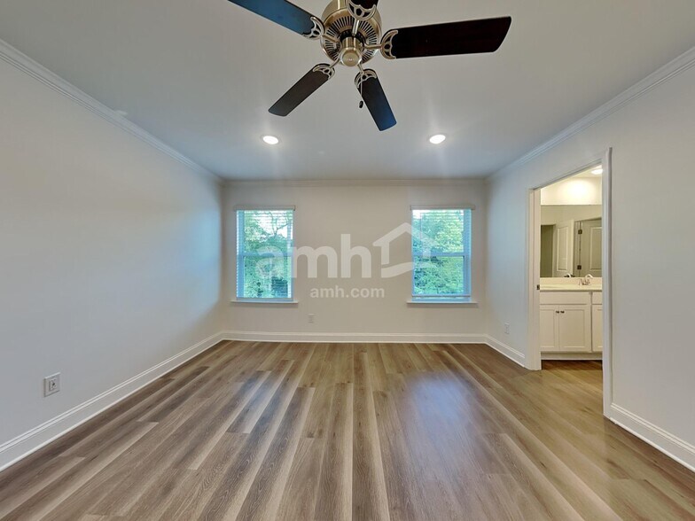 Building Photo - 4780 McDade Lane