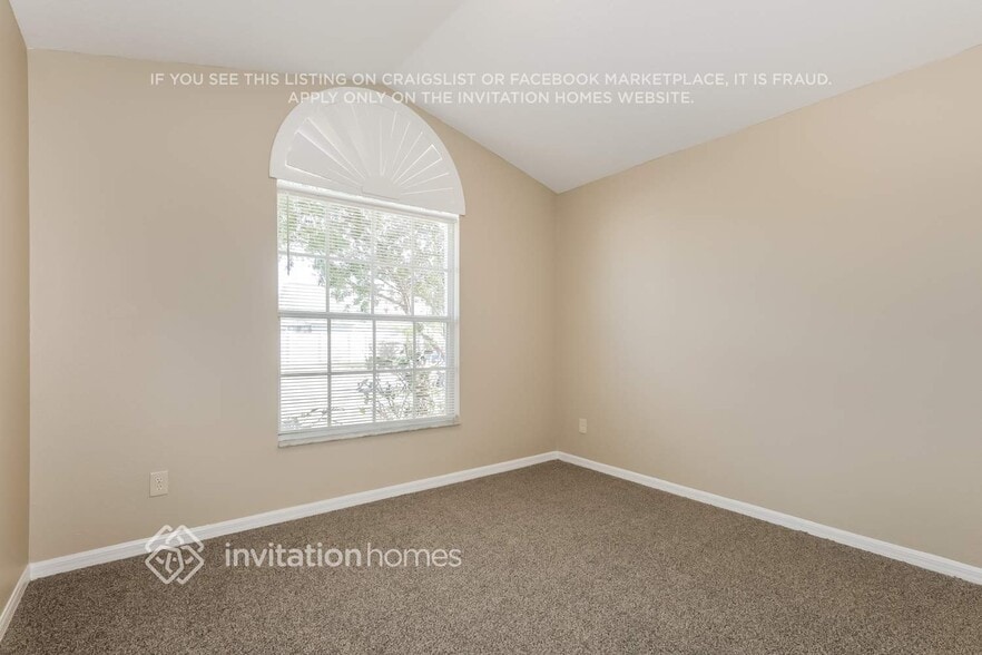 Building Photo - 22807 Hawk Hill Loop