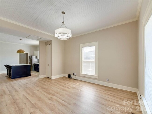 Building Photo - 1100 Pegram St