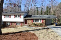 Building Photo - 4805 Oak Park Rd