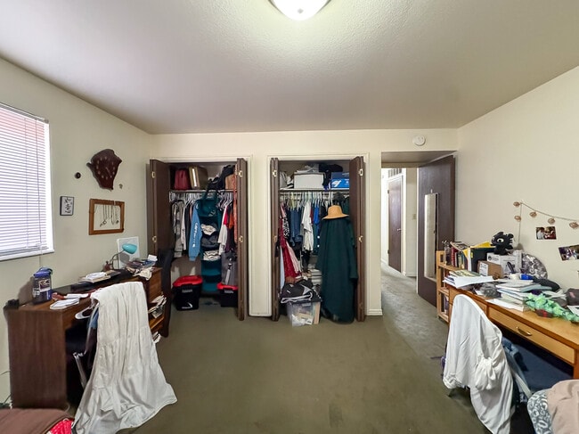 Building Photo - 243 E 400 N