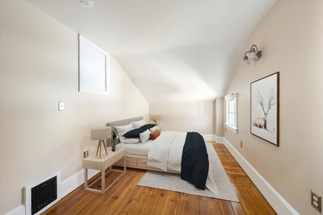 Building Photo - 85 Park St