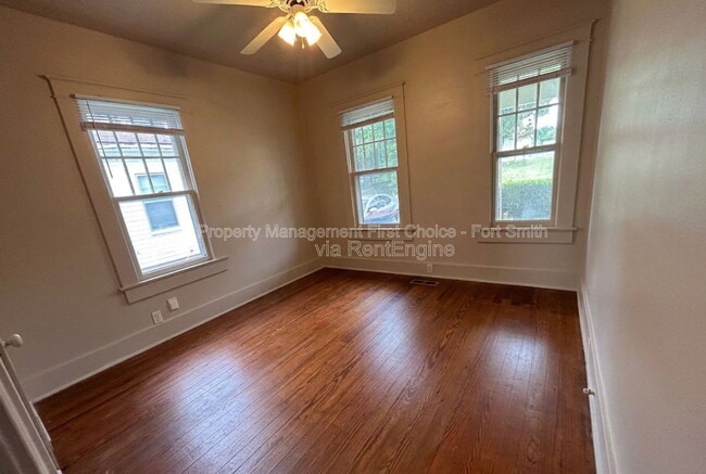 Building Photo - 811 N 41st St
