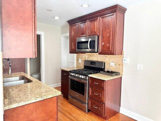 Building Photo - 344 Mallard Ct