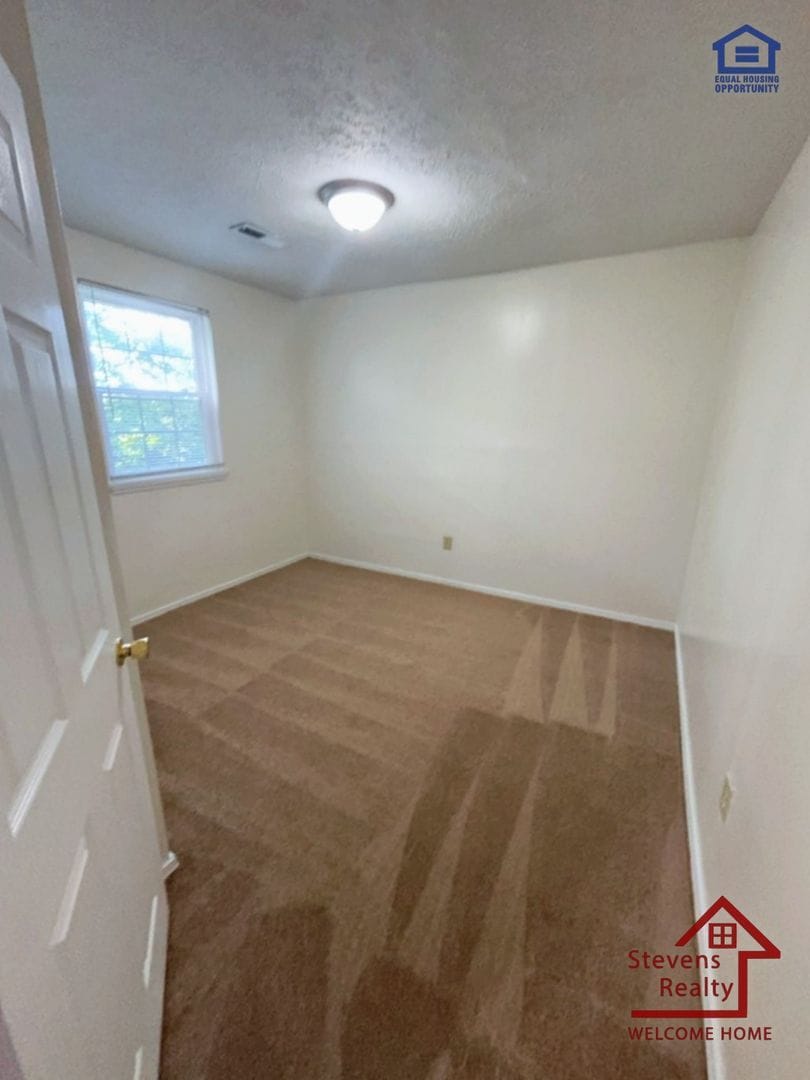 Building Photo - 146 Dogwood Pointe Dr
