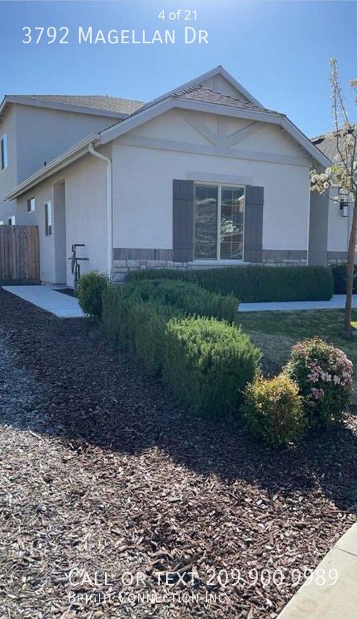 Building Photo - 3792 Magellan Dr