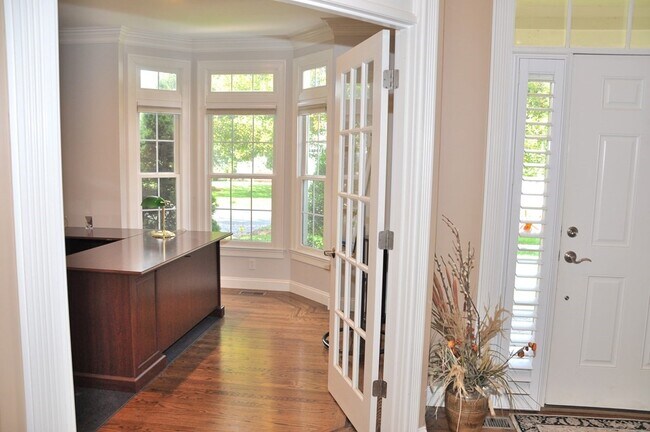 Building Photo - 27 Mellon Rd