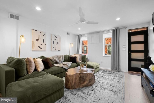 Building Photo - 1226 Gerritt St