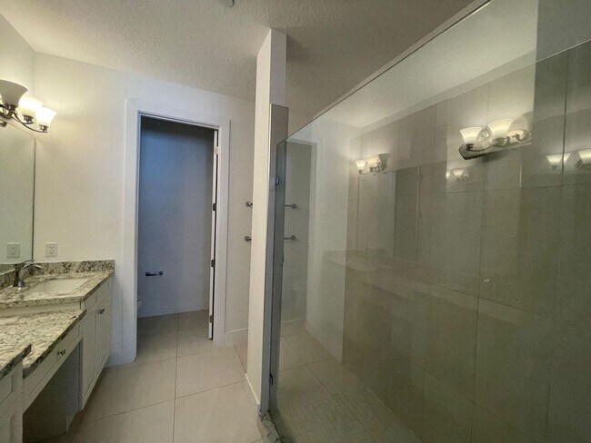 Building Photo - 8086 Hobbes Wy