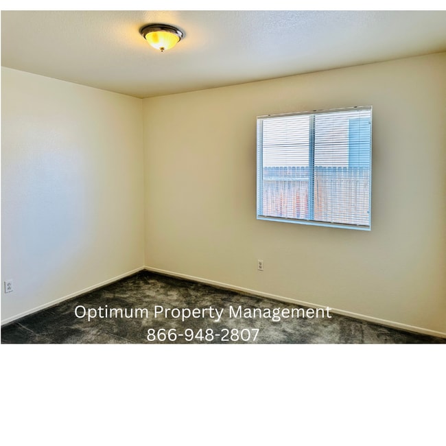 Building Photo - 13634 Winewood St