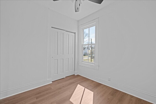 Building Photo - 258 Maryland Ave