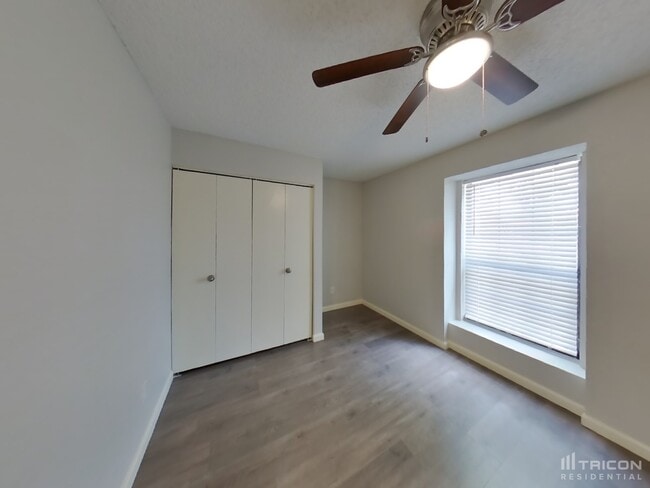 Building Photo - 161 Hunter Dr