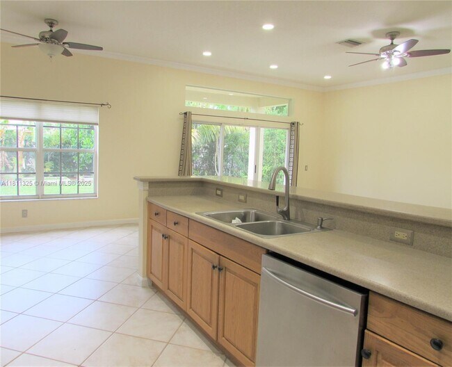 Building Photo - 3851 Falcon Ridge Cir