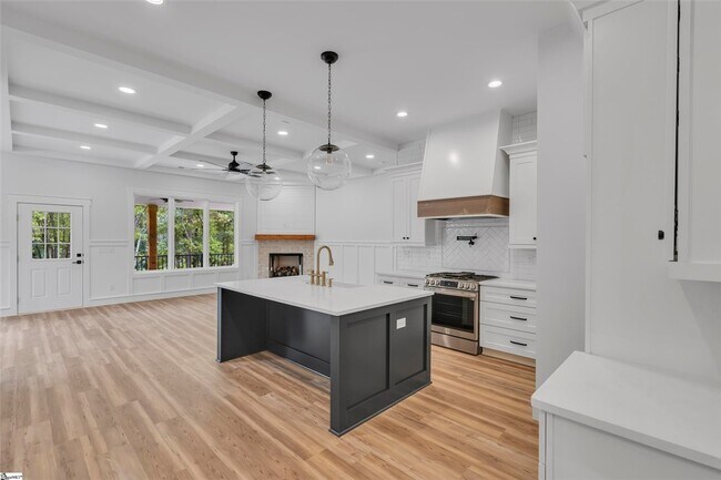 Building Photo - 4018 Old Williamston Rd