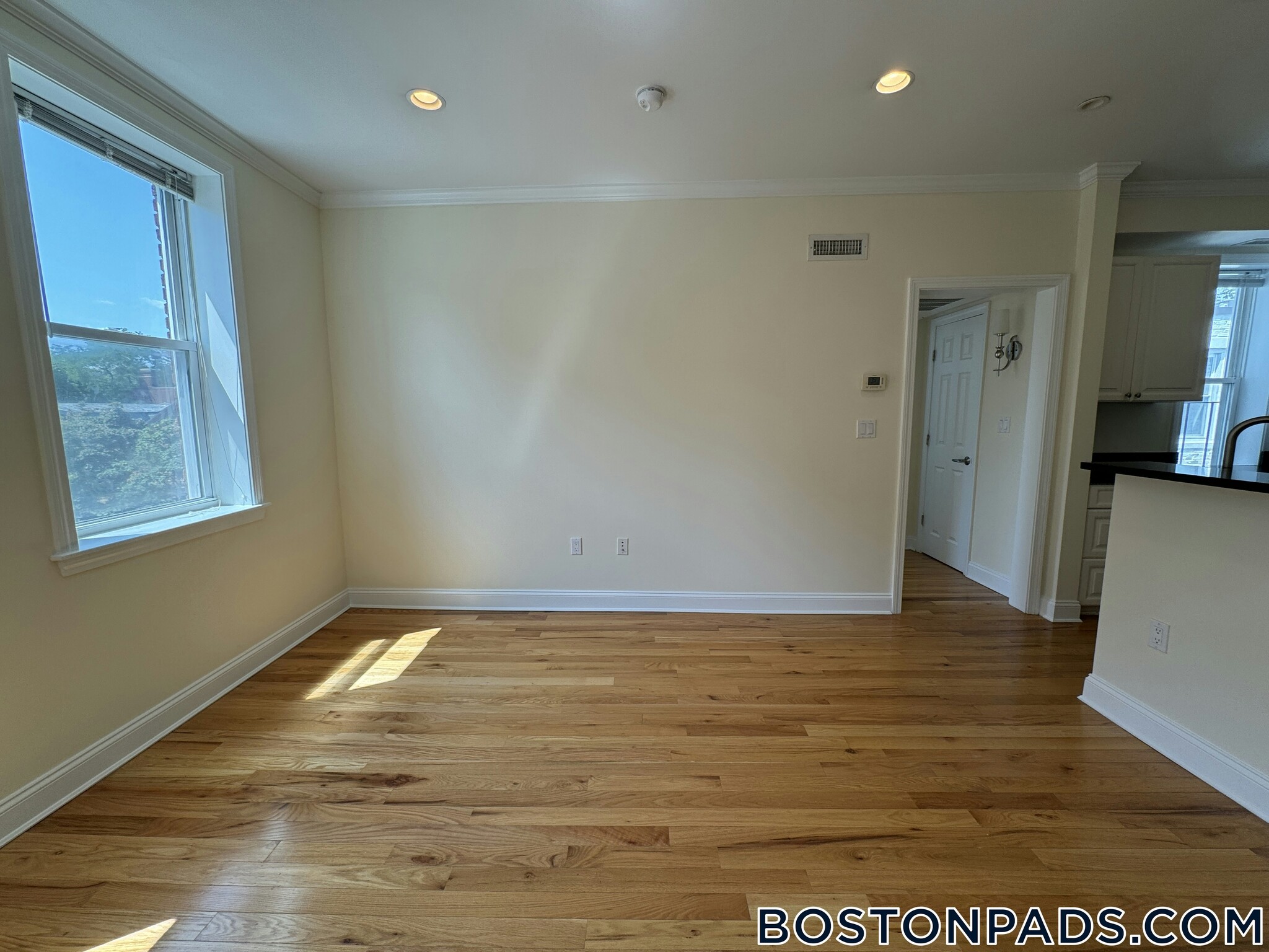 Building Photo - 1 Chauncy St