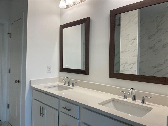 Building Photo - 3243 Bartee Walk