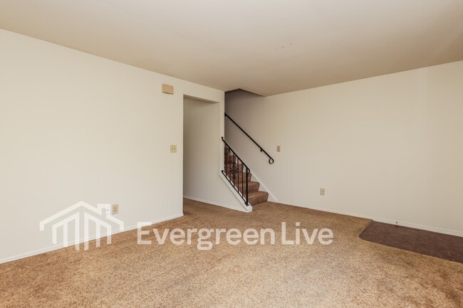 Building Photo - 7989 Mt Hood