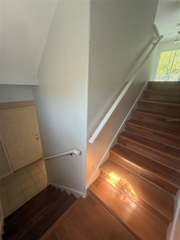 Building Photo - 445 Bayou-Village Dr